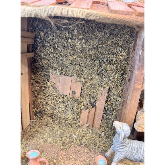 GRANDEUR NOEL 14 pc Porcelain NATIVITY ACCESSORIES SET & WOOD CRECHE Christmas - Picture 12 of 16